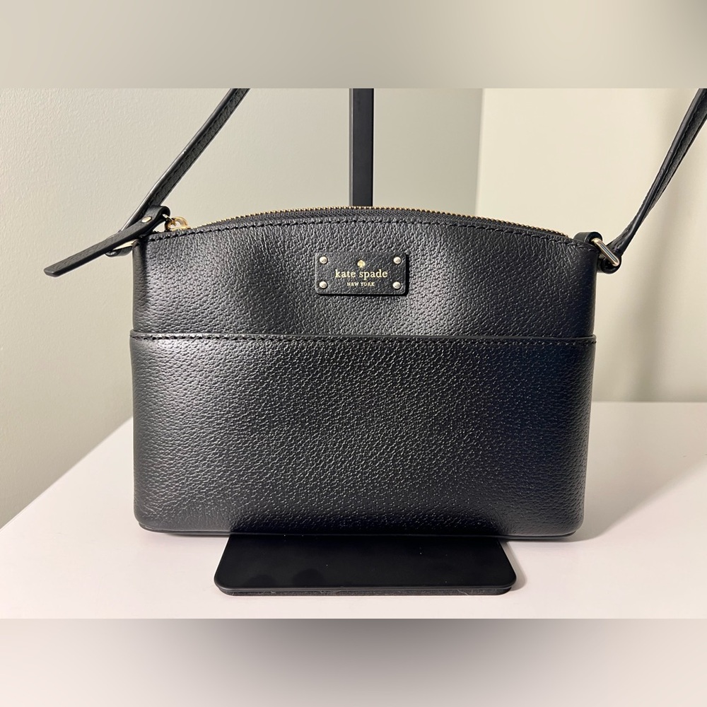 Kate Spade ♠️ Black Leather Crossbody Bag - Picture 2 of 12